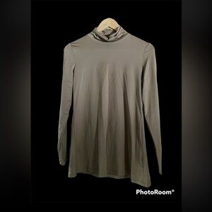 NWT A’Nue Ligne Chic Long Sleeve Blouse in Blush Khaki Tan Small Turtleneck